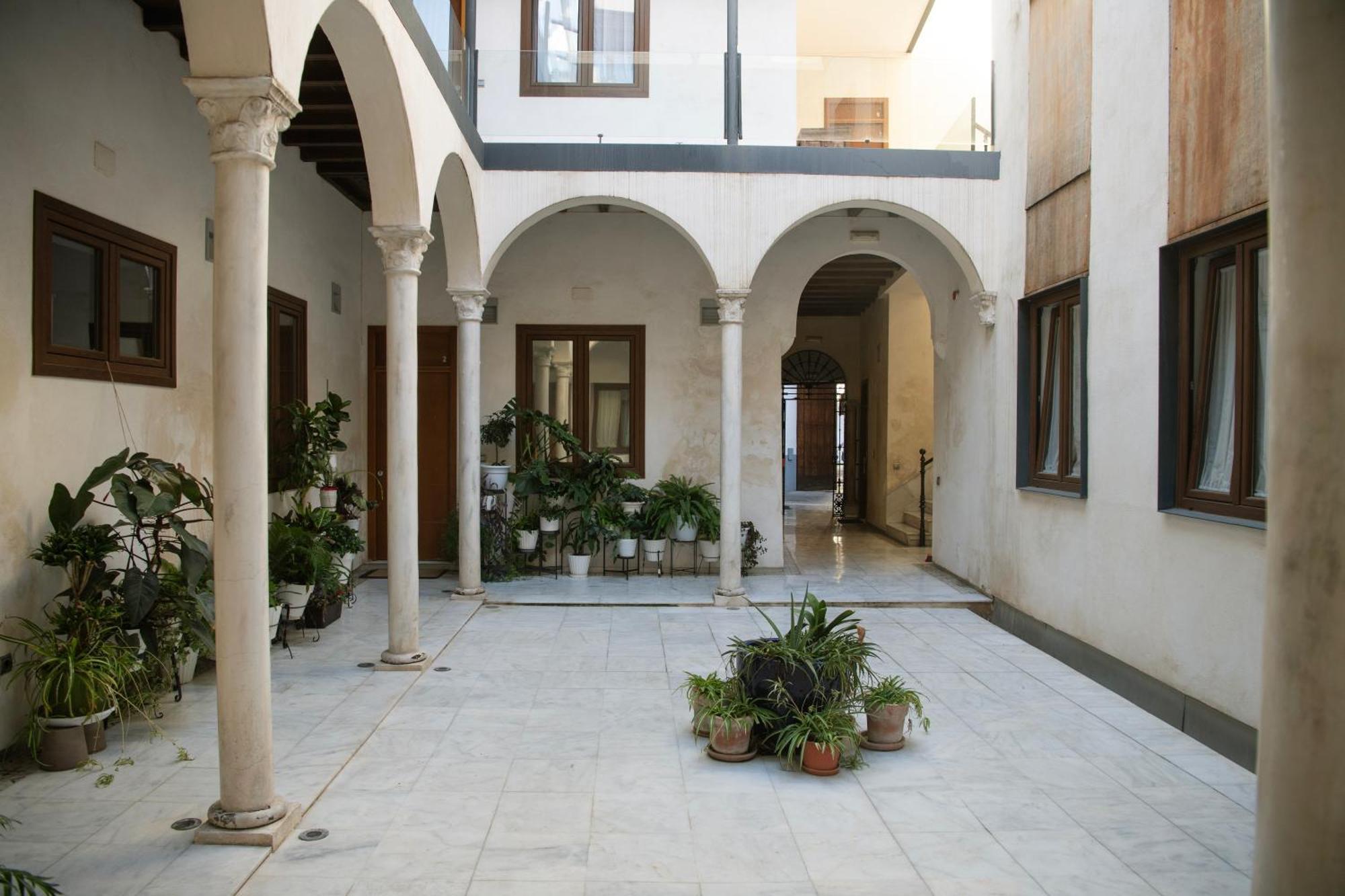 Casa Palacio Bustos Tavera إشبيلية المظهر الخارجي الصورة