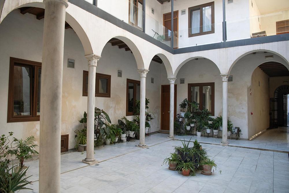 Casa Palacio Bustos Tavera إشبيلية المظهر الخارجي الصورة